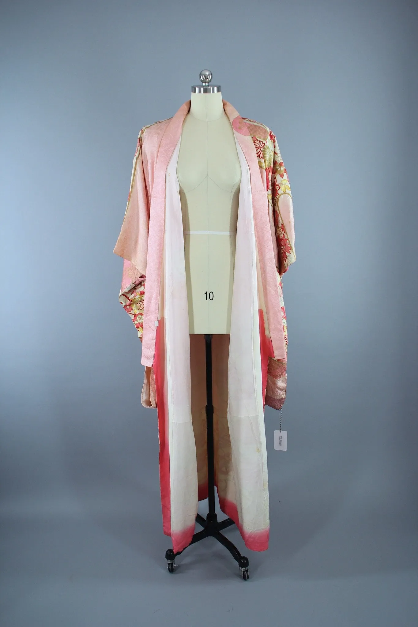 1960s Vintage Silk Kimono Robe Furisode / Pink & Gold Floral