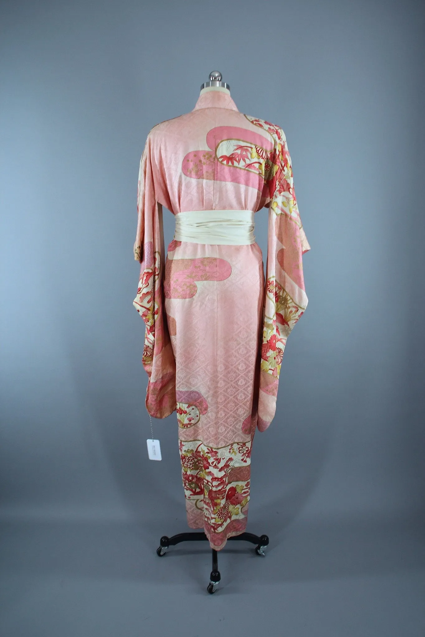 1960s Vintage Silk Kimono Robe Furisode / Pink & Gold Floral