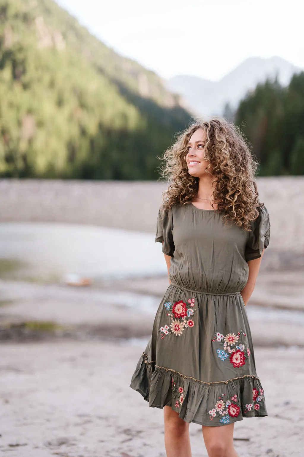 Cammy Short Sleeve Dress in Olive