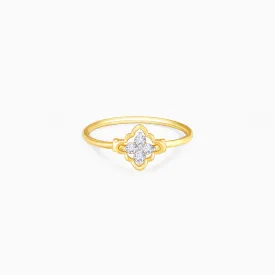 Gold Intricate Flower Diamond Ring