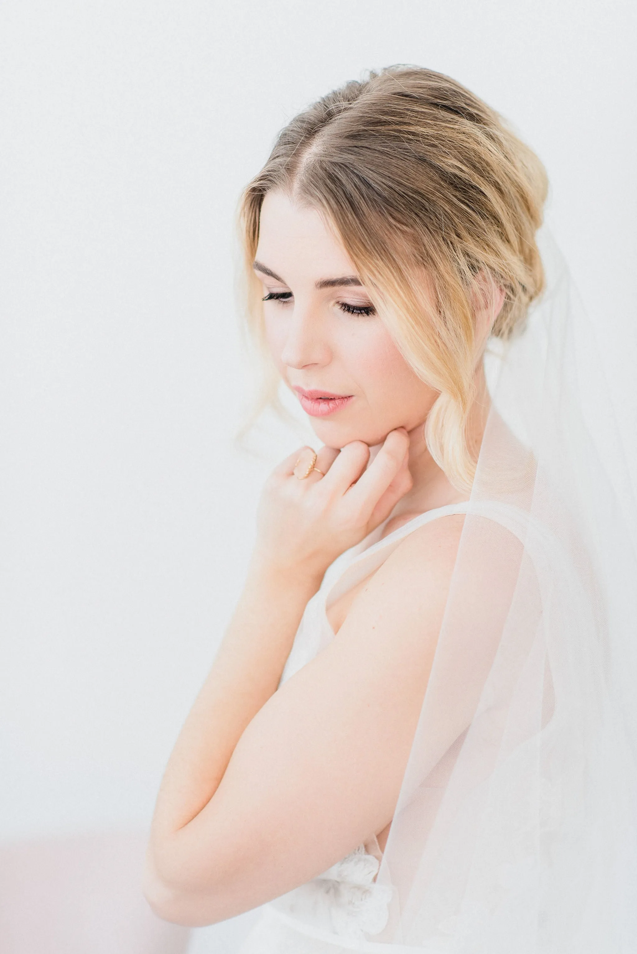 JENNY | Sheer Wedding Veil with Blusher