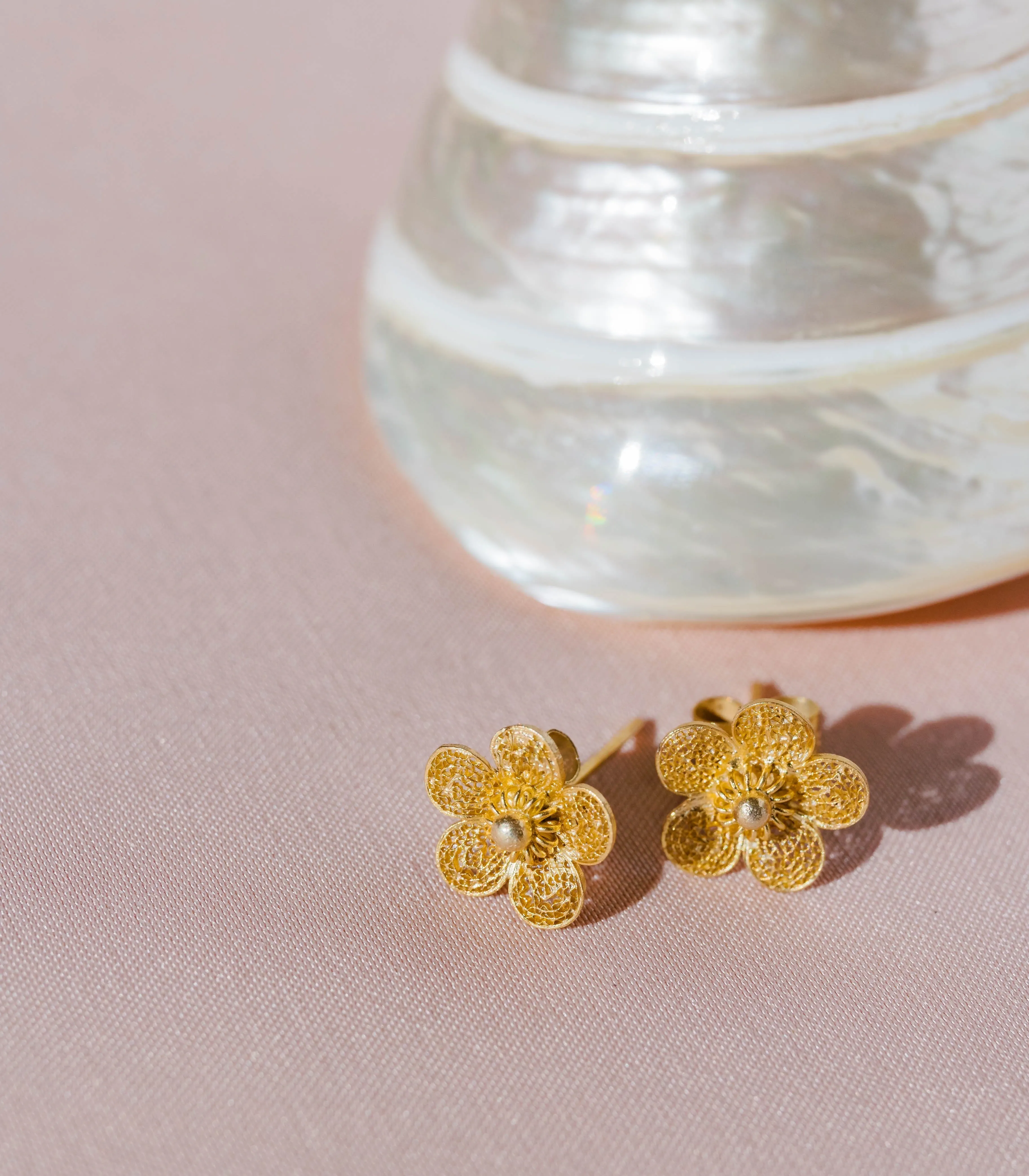 Exquisite Sampaguita Filigree Silver Stud Earrings - Elegant Floral Design for Everyday Wear