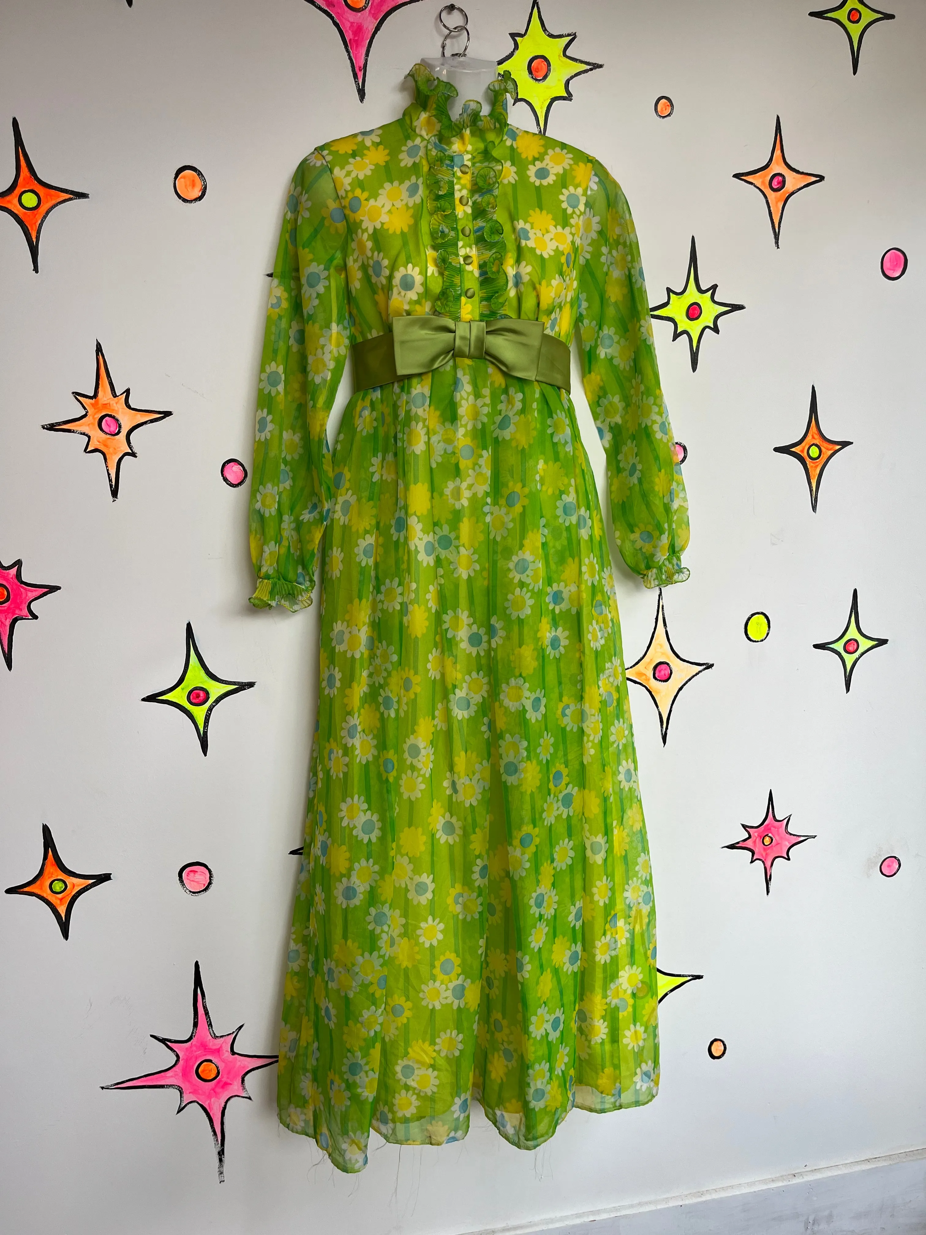 Vintage 1960s 60s | Green Groovy Boho Hippie Flower Power Mod Maxi Dress | XS